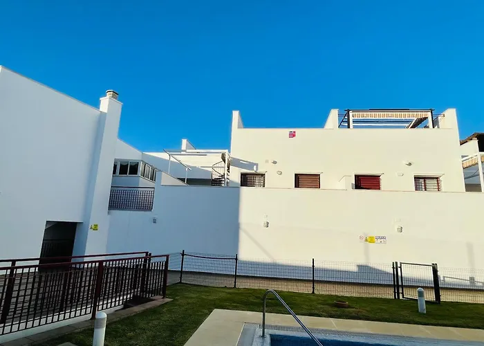 Atico Premium Conil Con 2 Terrazas, Parking, Piscina, Aire Ac Y Wifi -solo Familias Y Parejas- Apartment