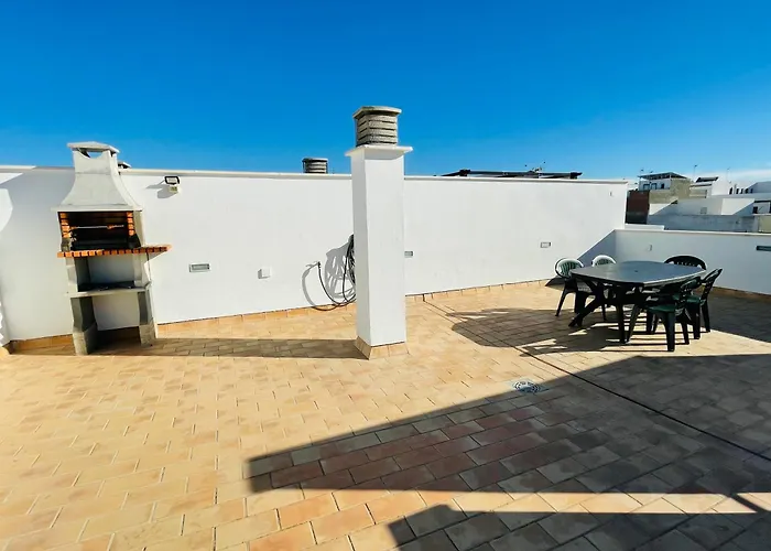 Atico Premium Conil Con 2 Terrazas, Parking, Piscina, Aire Ac Y Wifi -solo Familias Y Parejas-