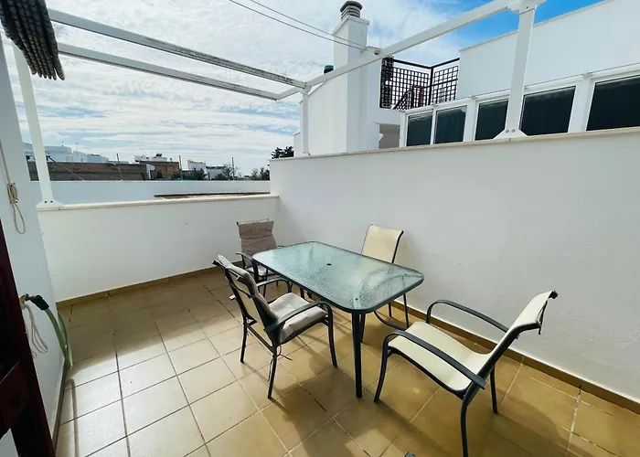 Atico Premium Conil Con 2 Terrazas, Parking, Piscina, Aire Ac Y Wifi -solo Familias Y Parejas- Appartement