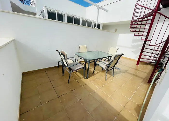 Atico Premium Conil Con 2 Terrazas, Parking, Piscina, Aire Ac Y Wifi -solo Familias Y Parejas- Conil De La Frontera