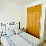 Apartment Atico Premium Conil Con 2 Terrazas, Parking, Piscina, Aire Ac Y Wifi -solo Familias Y Parejas-