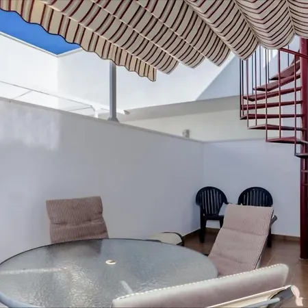 Atico Premium Conil Con 2 Terrazas, Parking, Piscina, Aire Ac Y Wifi -solo Familias Y Parejas- コニル・デ・ラ・フロンテラ