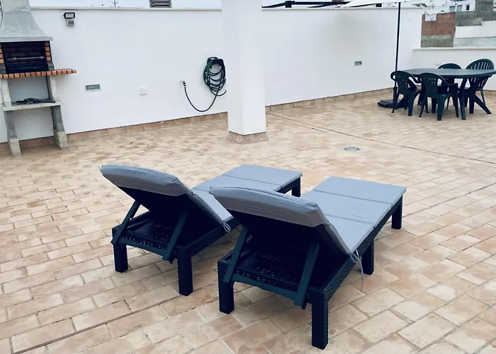 Apartamento Superior Con Piscina, Parking, Terraza, Aire Ac Y Wifi -solo Familias O Parejas- *