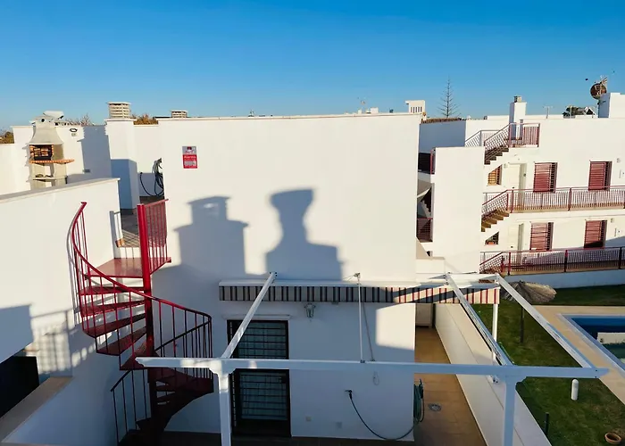 Apartamento Superior Con Piscina, Parking, Terraza, Aire Ac Y Wifi -solo Familias O Parejas- *