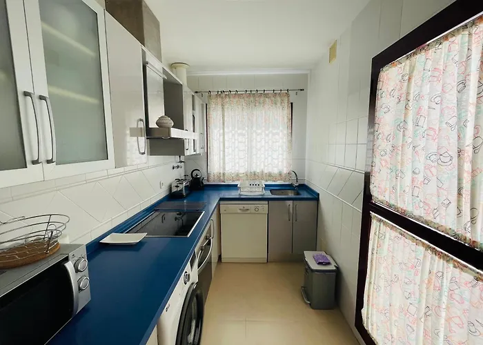 Superior Con Piscina, Parking, Terraza, Aire Ac Y Wifi -solo Familias O Parejas- *